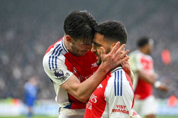 争愈发激烈 争愈发激烈