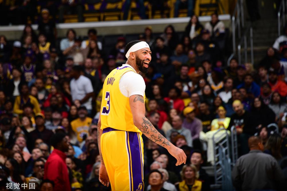 一场引人注 一场引人注