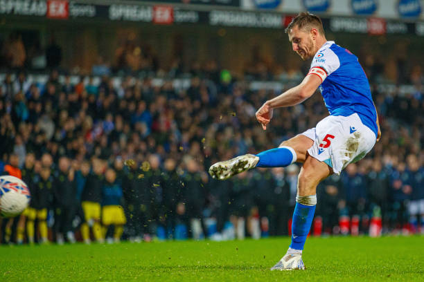 而巴尔则在 而巴尔则在